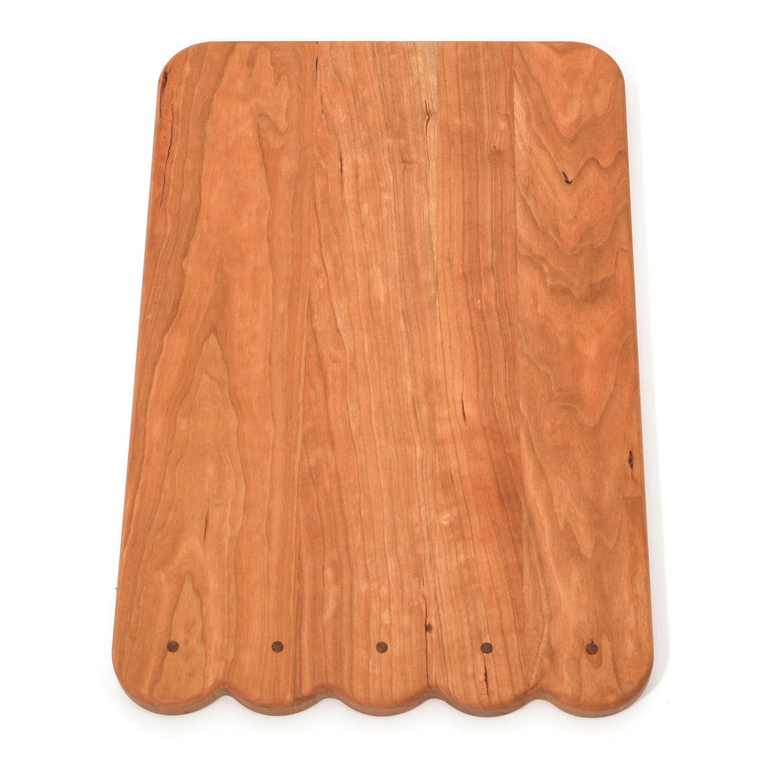 Side Scalloped Cutting Board